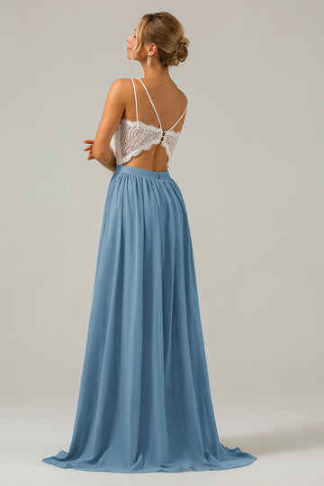 Vestido de dama de honor largo de gasa boho con espalda abierta de azul polvoriento con encaje